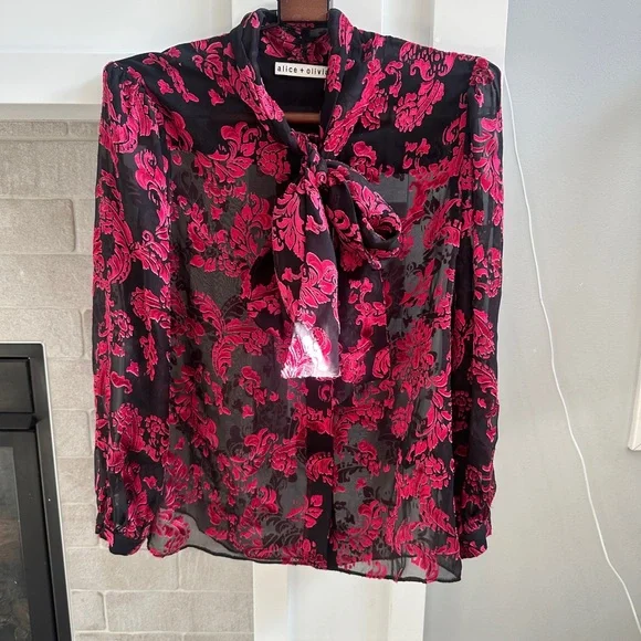 ALICE OLIVIA JEANNIE BURNOUT TOP BLOUSE| size small - Picture 2 of 6